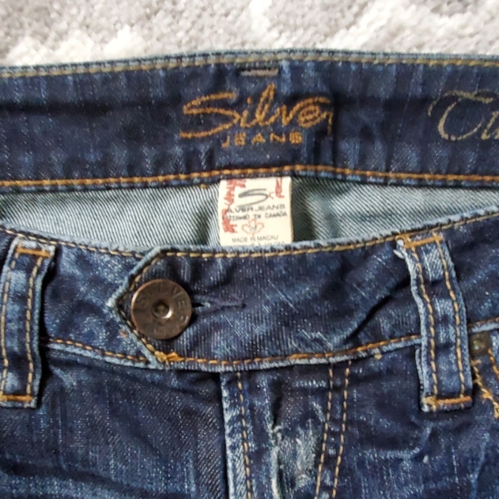 Silver Jeans - Picture 2 of 3